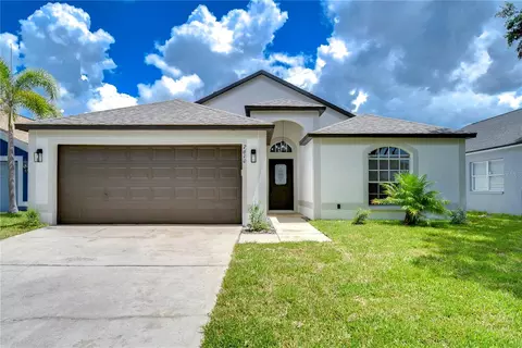 7610 Hampshire Garden Pl, Apollo Beach, FL 33572