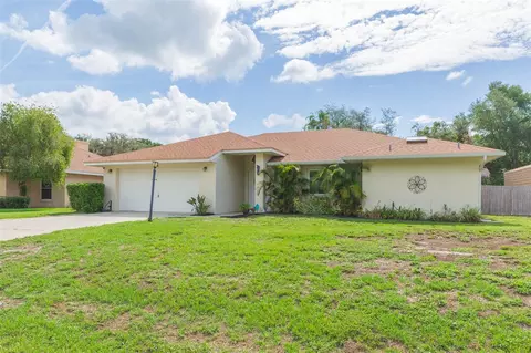 4428 Burlington Dr, Winter Haven, FL 33880