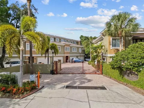 4907 Bayshore Blvd #113, Tampa, FL 33611