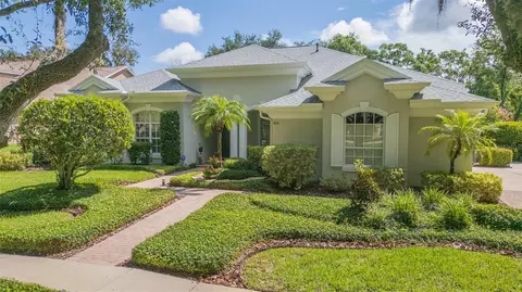 6136 Kestrelridge Dr, Lithia, FL 33547