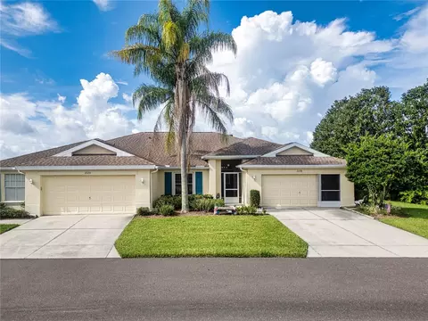 2228 Brookfield Greens Cir #77, Sun City Center, FL 33573