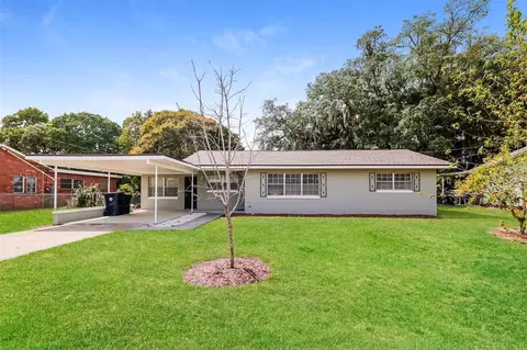 120 Palm Ave, Auburndale, FL 33823