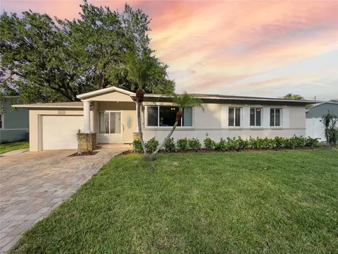 3819 17th St N, Saint Petersburg, FL 33714