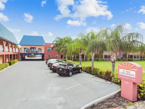 17035 Gulf Blvd #107, North Redington Beach, FL 33708