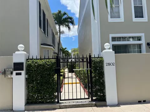 2802 W Cleveland St #N, Tampa, FL 33609
