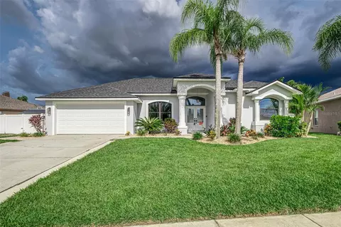 22636 Willow Lakes Dr, Lutz, FL 33549