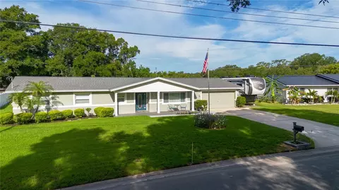 611 Dali Dr, Brandon, FL 33511