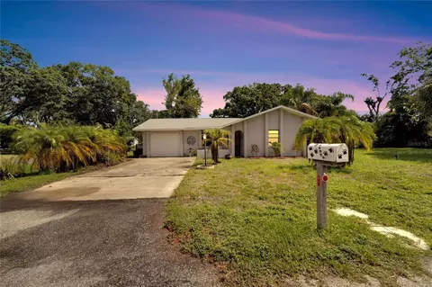4621 Naftis Ln, New Port Richey, FL 34652