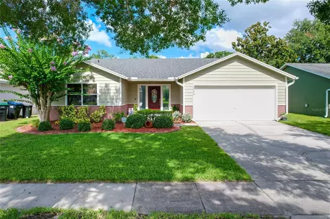 1324 Silverthorn Dr, Orlando, FL 32825