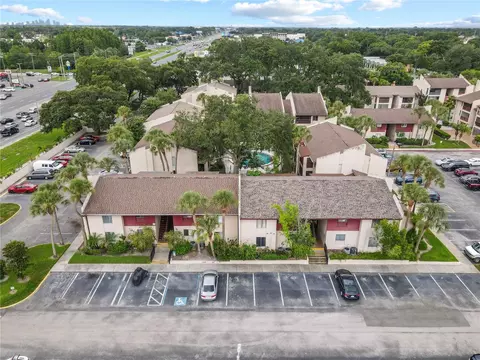 3806 N Lake Dr #23, Tampa, FL 33614