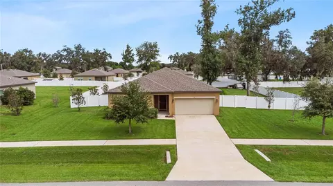 734 Garden Oaks Sq, Seffner, FL 33584