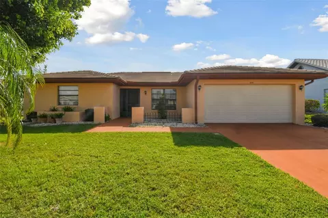 1819 Granville Ln, Sun City Center, FL 33573