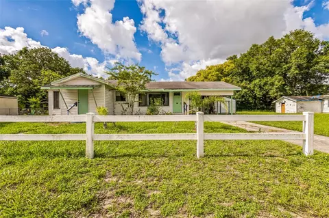 1205 NE 3rd St, Mulberry, FL 33860