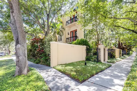 3010 W Stovall St #C, Tampa, FL 33629