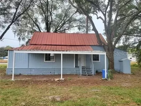 302 E Young St, Plant City, FL 33563