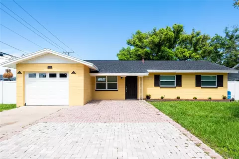 10902 N 29th St, Tampa, FL 33612