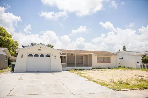 2936 Finch Dr, Holiday, FL 34690