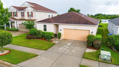 10542 Medford Lake Dr, Riverview, FL 33578