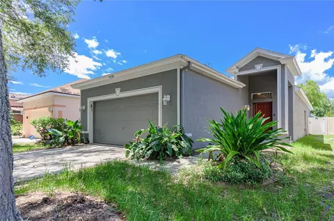 7630 Clovelly Park Pl, Apollo Beach, FL 33572