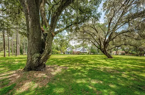 2406 Tangerine Hill Ct, Lutz, FL 33549