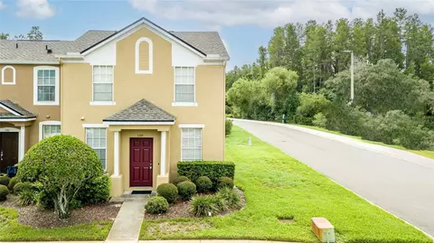 1244 Charlesworth Dr, Wesley Chapel, FL 33543