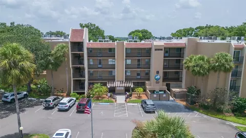 90 S Highland Ave #221, Tarpon Springs, FL 34689