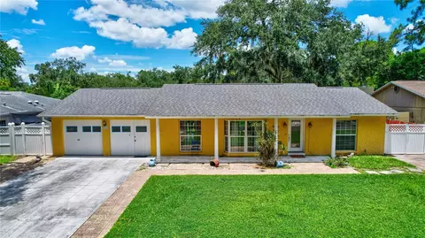 8009 W Hiawatha St, Tampa, FL 33615