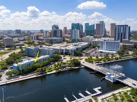 1501 Doyle Carlton Dr #405, Tampa, FL 33602