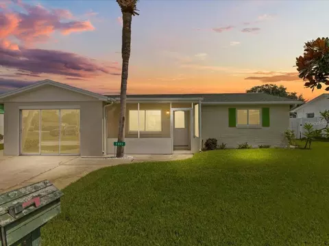 7035 Heath Dr, Port Richey, FL 34668