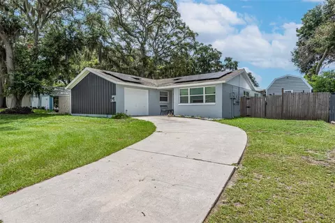 9047 Hickory Cir, Tampa, FL 33615