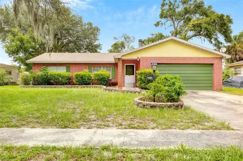 1016 Hallwood Loop, Brandon, FL 33511