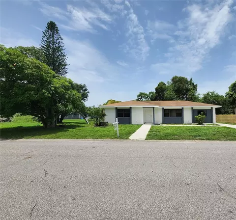 7606 16th St Ct E, Sarasota, FL 34243