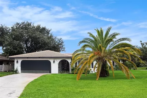 461 Rubens Dr E, Nokomis, FL 34275