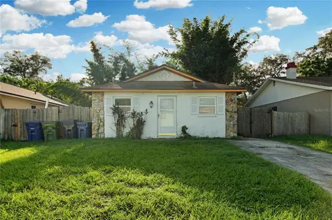 10713 N Hartts Dr, Tampa, FL 33617