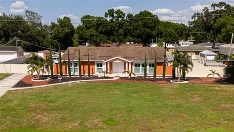 7921 Spring Valley Dr, Tampa, FL 33615