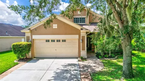 6532 Bridgecrest Dr, Lithia, FL 33547