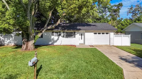 5331 23rd St, Zephyrhills, FL 33542