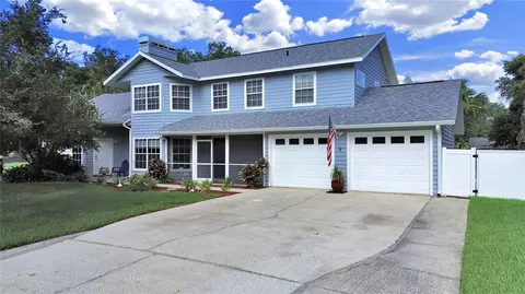 704 Old Darby St, Seffner, FL 33584