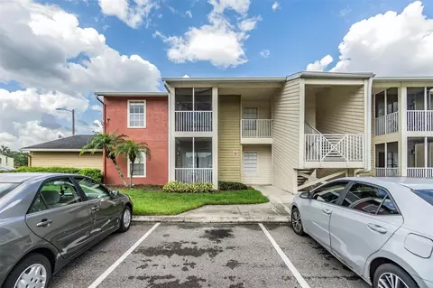 803 Lake Haven Sq #201, Brandon, FL 33511