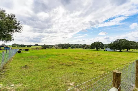 31228 Saint Joe Rd, Dade City, FL 33525