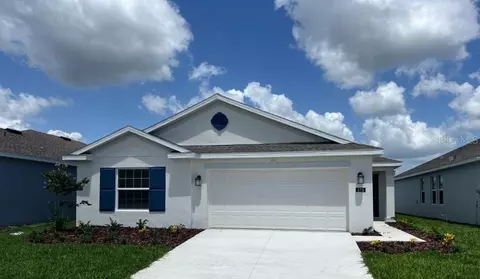 676 Sand Pine Ln, Haines City, FL 33844