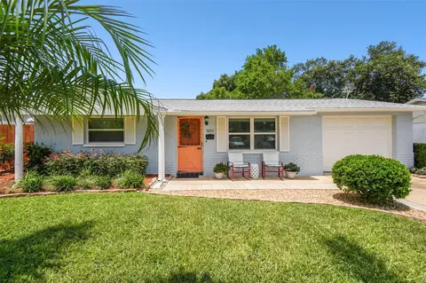 5243 Ironwood Ln, New Port Richey, FL 34653