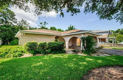 3906 W Cleveland St, Tampa, FL 33609