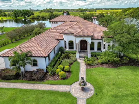 329 Hawk Talon Dr, Lithia, FL 33547