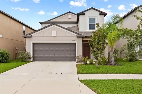 5070 White Chicory Dr, Apollo Beach, FL 33572