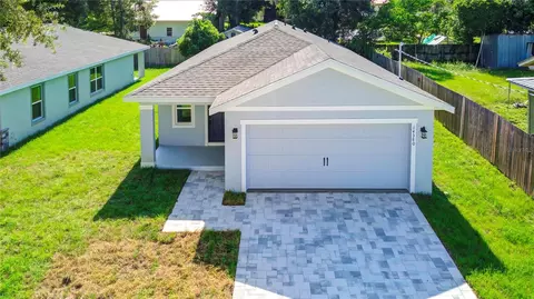 14380 Lawrence St, Dade City, FL 33523