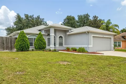 5139 Summer Hill Dr, Zephyrhills, FL 33542