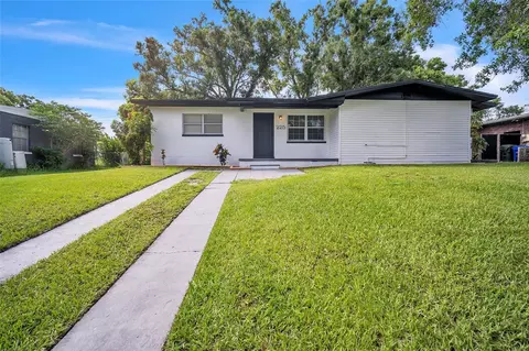 225 Hillside Dr, Lakeland, FL 33803