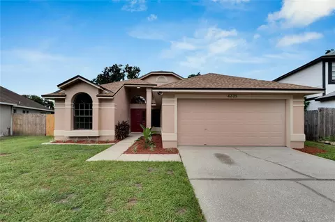 4325 Kipling Ave, Plant City, FL 33566