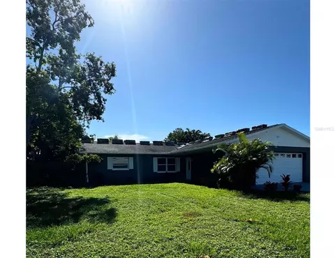 7221 Edenville Dr, Sarasota, FL 34243